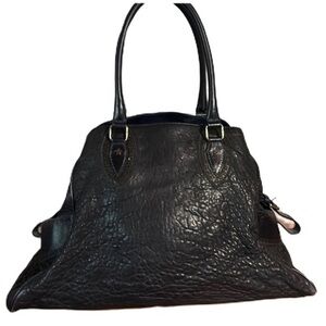 Authenticated Fendi midnight blue  pebbled leather Fendi De Jour Grande bag